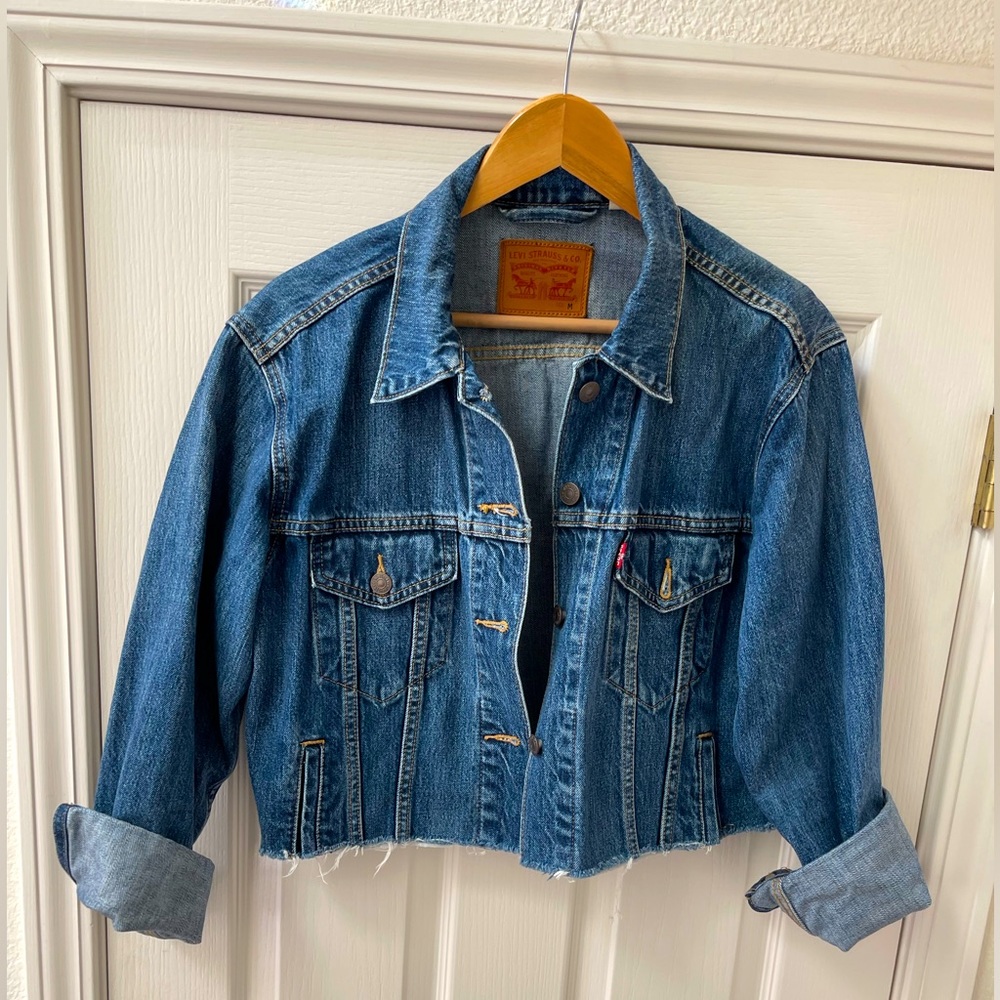 Cropped Levi's Original Trucker Jacket - Size M